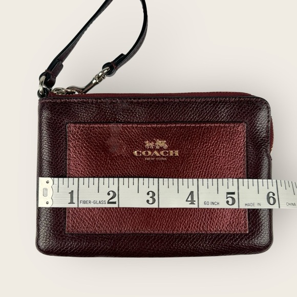 Coach Burgundy Metallic Leather Crossgrain 2 Tone Wristlet - Picture 10 of 12
